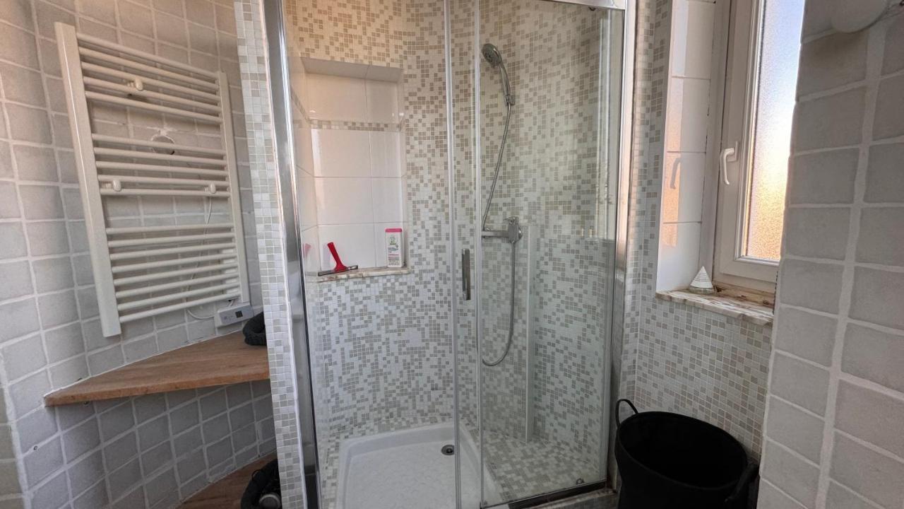 Appartement Vue Mer A Pontaillac Royan Buitenkant foto