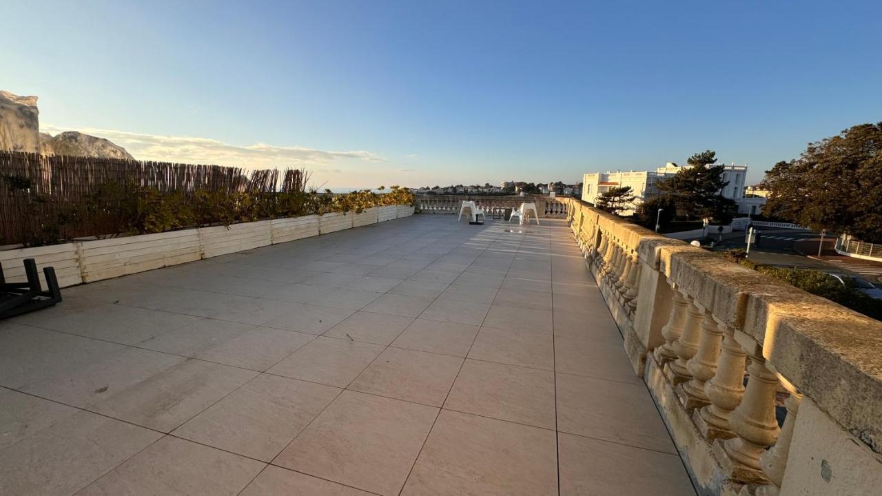 Appartement Vue Mer A Pontaillac Royan Buitenkant foto